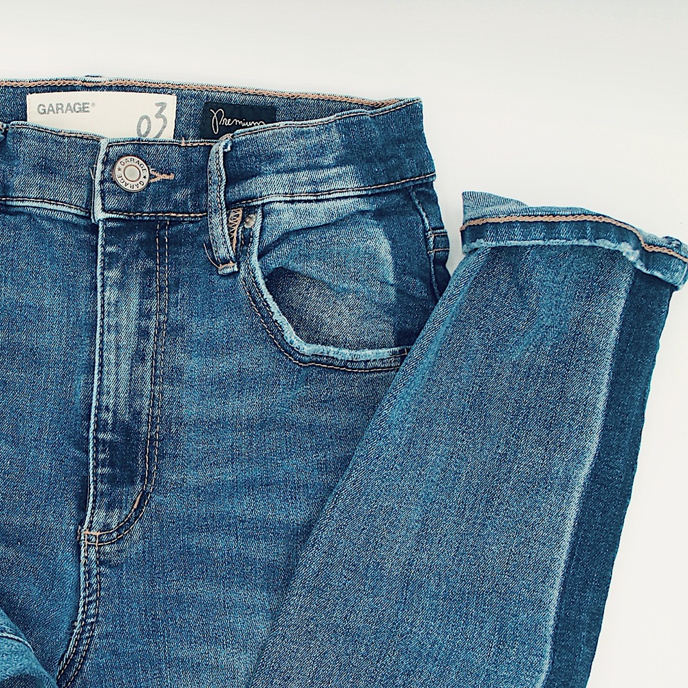Garage Ultra High-Rise Premium Skinny Jeans - Picture 3 of 5